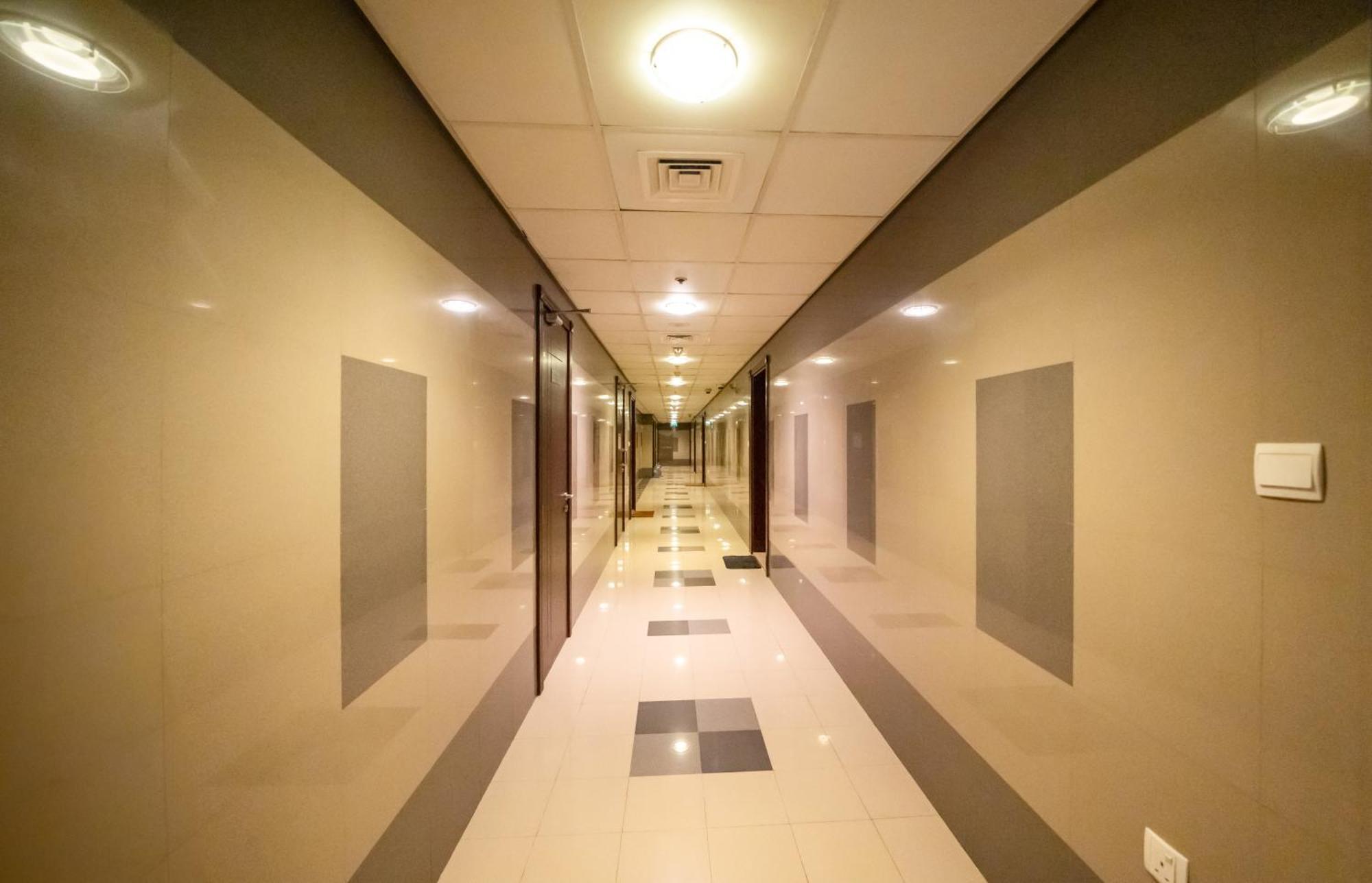 Live Spacious 3Br Apartment All En Suite & Balcony 두바이 외부 사진